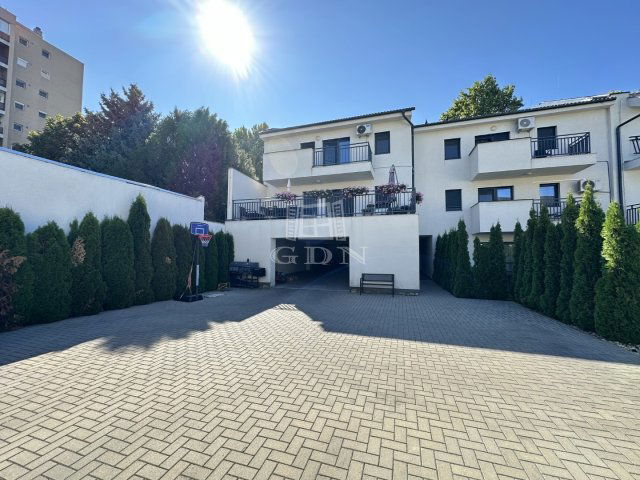 Kiadó téglalakás, albérlet, Székesfehérvárott 270 E Ft / hó