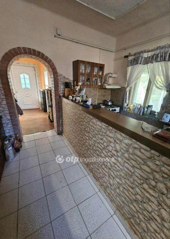 Eladó családi ház, Zagyvarékason 20.49 M Ft, 2 szobás