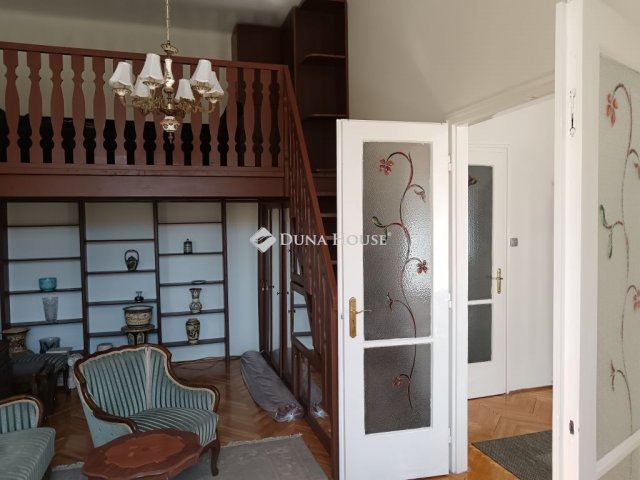 Kiadó téglalakás, albérlet, Pécsett 220 E Ft / hó, 2 szobás