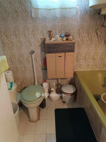 Eladó családi ház, Hajdúhadházon 36 M Ft, 4 szobás