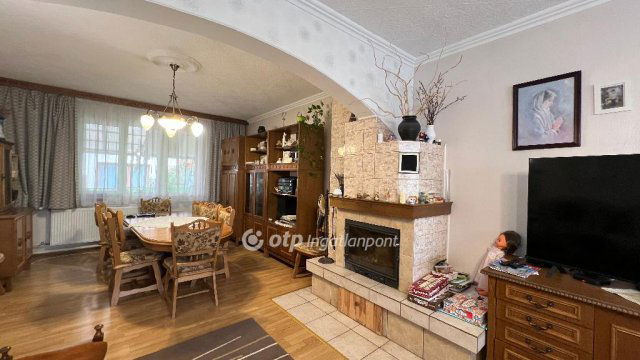 Eladó családi ház, Felsőtárkányban 92 M Ft, 4+1 szobás