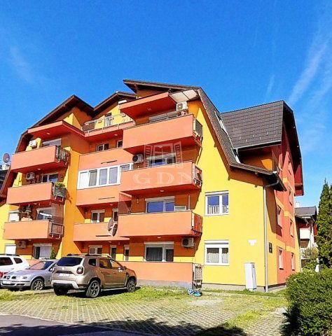 Eladó téglalakás, Szigetszentmiklóson 84.9 M Ft, 3 szobás