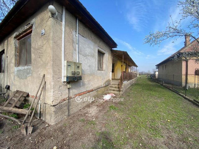 Eladó családi ház, Dömsödön 21.9 M Ft, 5 szobás