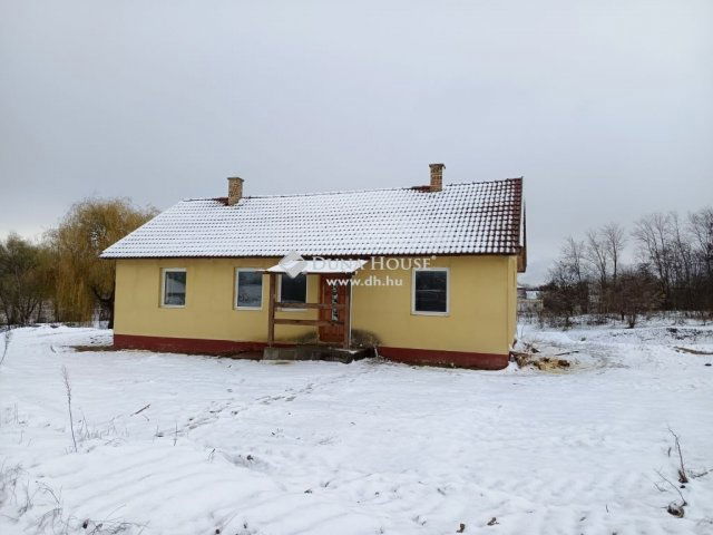 Eladó családi ház, Farmoson 29.9 M Ft, 4 szobás