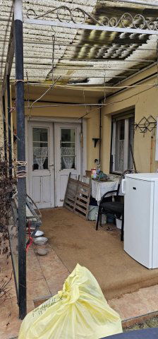 Eladó családi ház, Gasztonyban 16 M Ft, 2 szobás