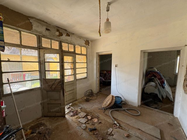 Eladó családi ház, Zalaerdődön 6.9 M Ft, 2 szobás