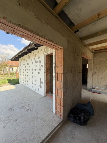 Eladó családi ház, Abonyban 59.5 M Ft, 3 szobás