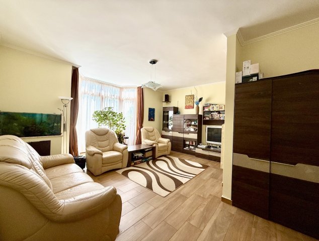 Eladó sorház, Budapesten, II. kerületben 189.9 M Ft, 5 szobás