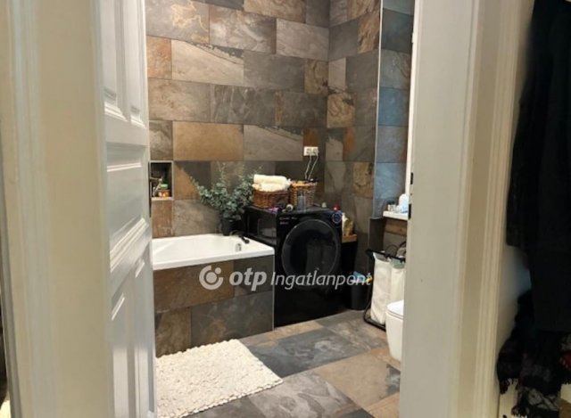 Eladó téglalakás, Budapesten, I. kerületben 145 M Ft, 2 szobás