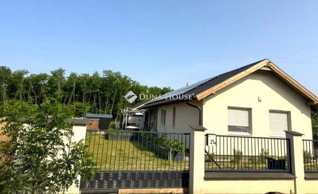 Eladó ikerház, Vasadon 73.9 M Ft, 4 szobás / költözzbe.hu