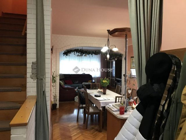 Eladó sorház, Lovasberényben 78 M Ft, 4+1 szobás