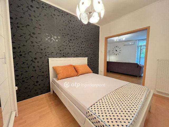 Eladó téglalakás, Budapesten, VIII. kerületben 76.5 M Ft