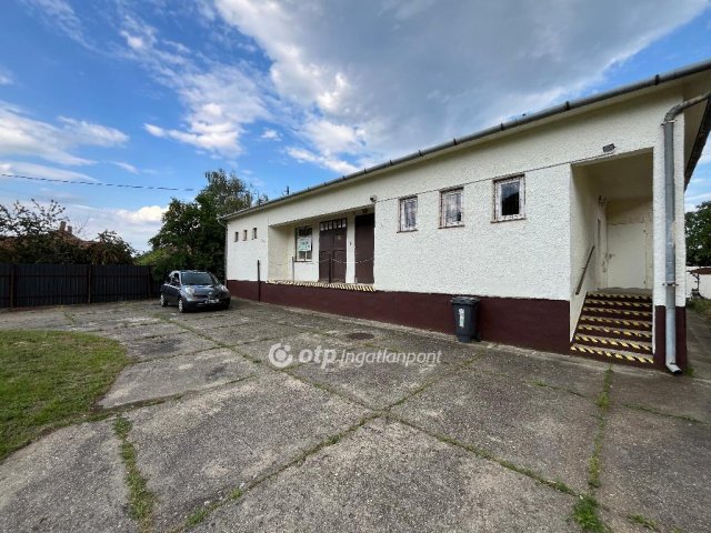 Eladó családi ház, Polgáron 44.9 M Ft, 4+2 szobás