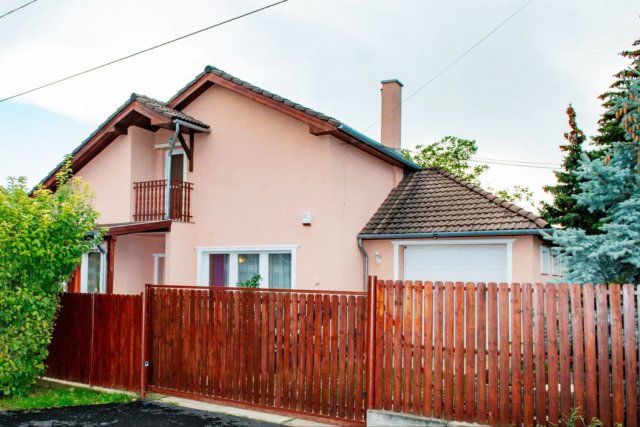 Eladó családi ház, Maglódon 112 M Ft, 4+2 szobás