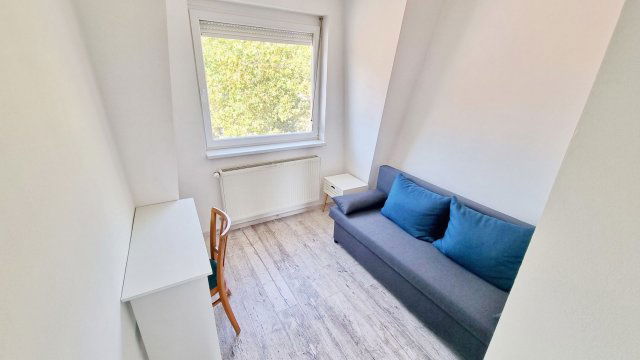 Kiadó téglalakás, albérlet, Debrecenben 275 E Ft / hó, 3 szobás