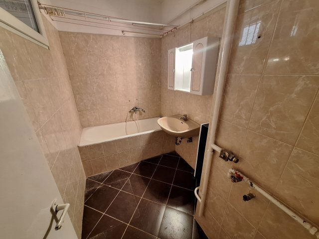 Eladó téglalakás, Szegeden, Boldogasszony sugárúton 44 M Ft