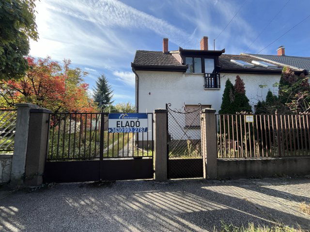 Eladó családi ház, Győrött 65 M Ft, 3 szobás