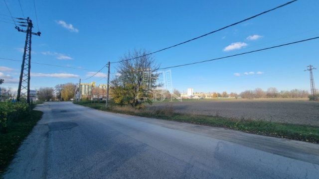 Eladó ipari ingatlan, Székesfehérvárott 154 M Ft