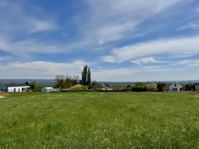 Eladó telek, Alsópáhokon 28.5 M Ft / költözzbe.hu