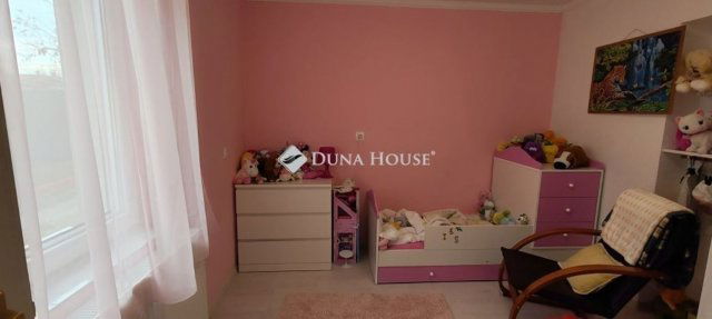 Eladó családi ház, Ócsán 95 M Ft, 6 szobás