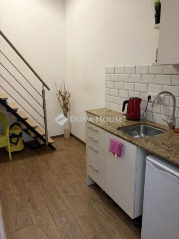 Eladó téglalakás, Budapesten, VI. kerületben 86.312 M Ft