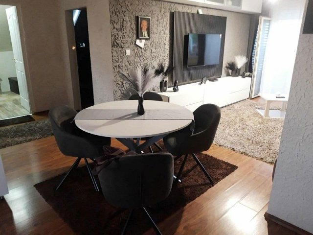Eladó téglalakás, Székesfehérvárott 69 M Ft, 4 szobás