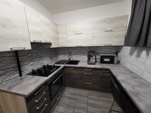 Eladó panellakás, Debrecenben 59 M Ft, 2+1 szobás