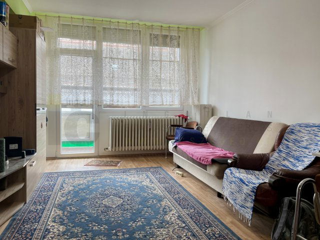 Eladó téglalakás, Szegeden, Kazinczy utcában 65.9 M Ft, 2 szobás