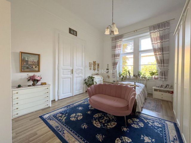 Eladó téglalakás, Budapesten, VI. kerületben 109 M Ft, 3 szobás