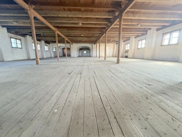 Eladó ipari ingatlan, Rakamazon, Arany János úton 380 M Ft
