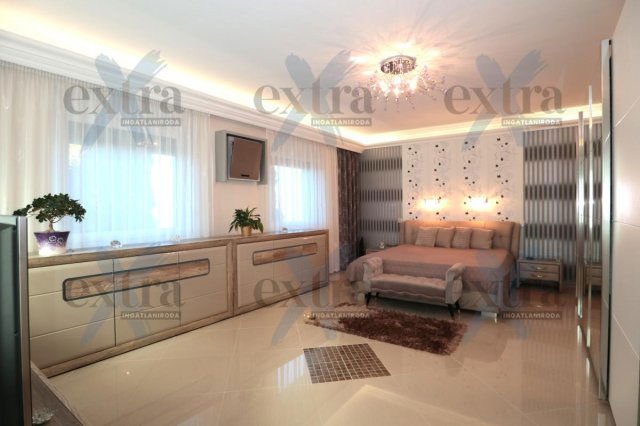 Eladó családi ház, Ferencszálláson 120 M Ft, 5 szobás