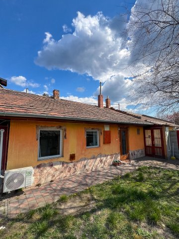 Eladó téglalakás, Budapesten, XVIII. kerületben, Paula utcában