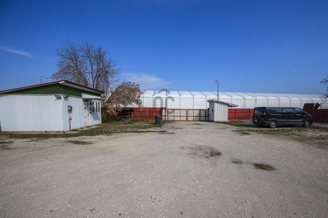 Kiadó ipari ingatlan, Szolnokon 490 E Ft / hó