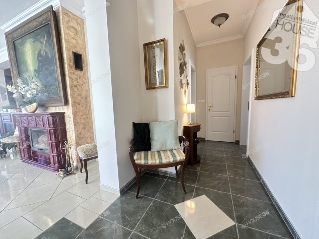 Eladó családi ház, Kecskeméten 139.9 M Ft, 4 szobás