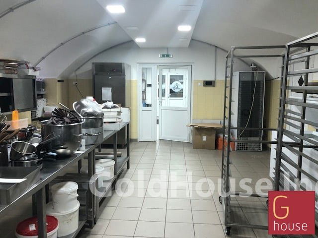 Kiadó üzlethelyiség, Budapesten, IX. kerületben, Lónyay utcában