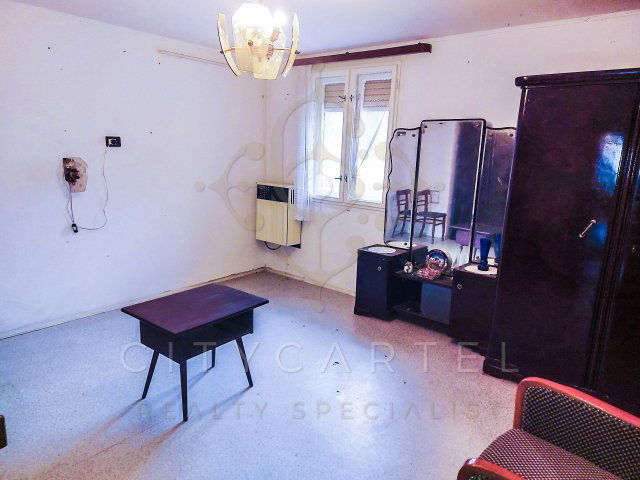 Eladó családi ház, Dunaföldváron 18.3 M Ft, 2 szobás