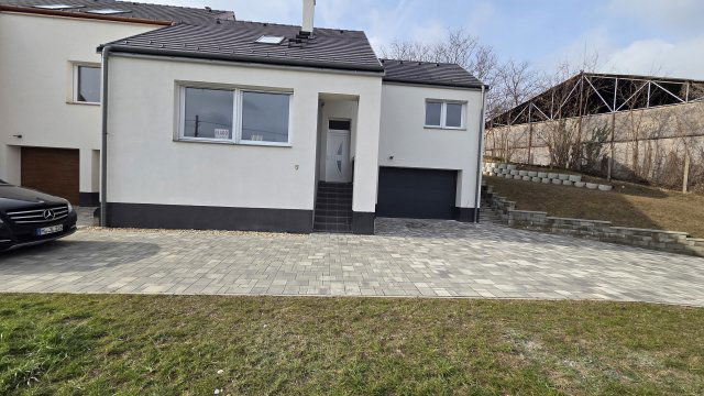 Eladó sorház, Dorogon 92.7 M Ft, 4 szobás / költözzbe.hu