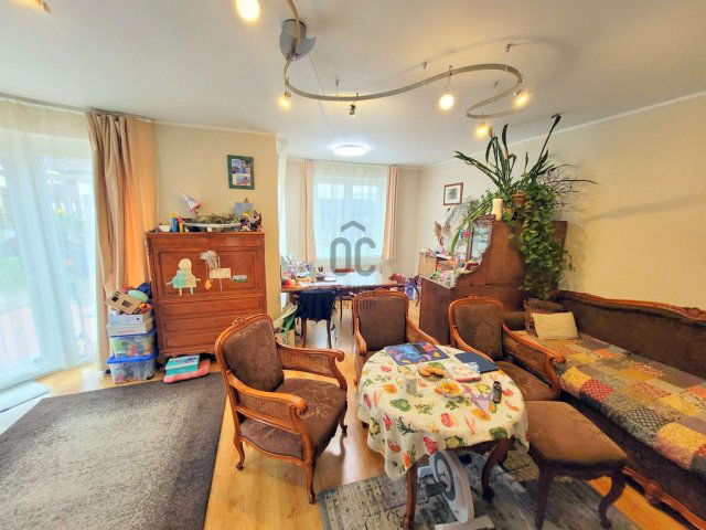 Eladó ikerház, Csömörön 132.2 M Ft, 4 szobás