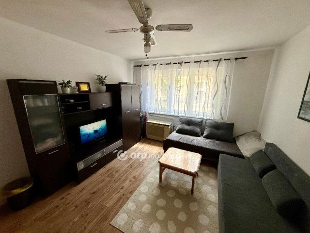 Eladó téglalakás, Miskolcon 22.9 M Ft, 1+1 szobás