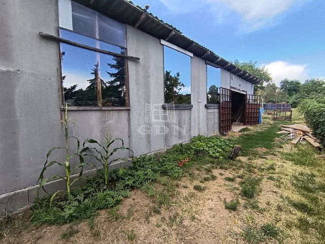 Eladó családi ház, Szadán 54.9 M Ft, 4 szobás