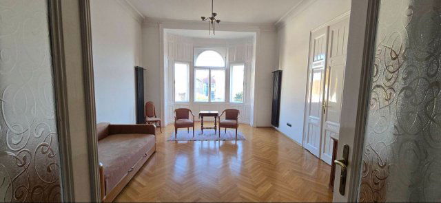 Eladó téglalakás, Budapesten, VI. kerületben 119.9 M Ft