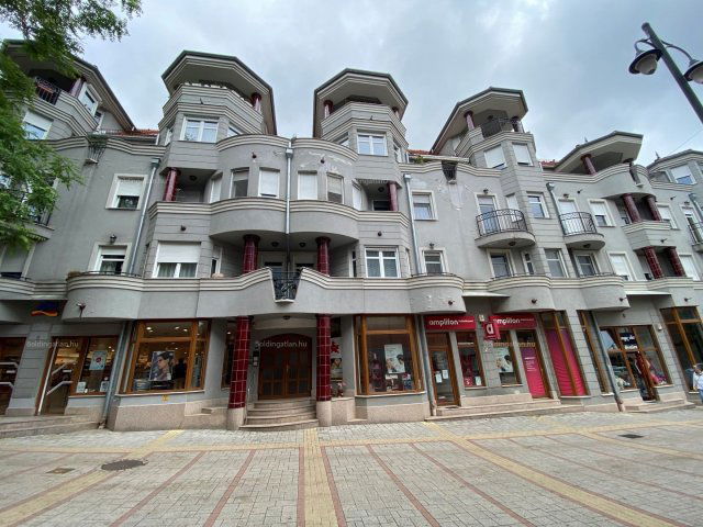 Kiadó garázs, Kaposváron, Irányi Dániel utcában 20 E Ft / hó