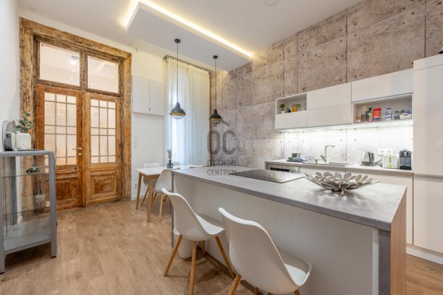 Eladó téglalakás, Budapesten, VI. kerületben, Király utcában