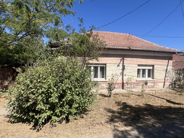 Eladó családi ház, Tótkomlóson 12.5 M Ft, 3 szobás