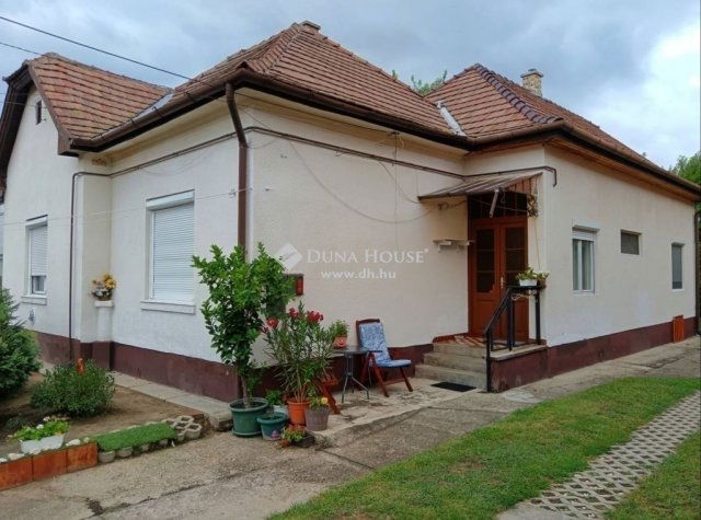 Eladó családi ház, Budapesten, XVII. kerületben 91.9 M Ft