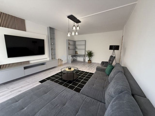 Eladó panellakás, Kecskeméten 55 M Ft, 2 szobás