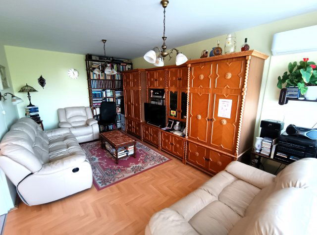 Eladó téglalakás, Debrecenben, Kassai úton 89.9 M Ft, 2+2 szobás