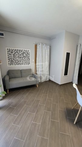 Kiadó üzlethelyiség, Dunakeszin 200 E Ft / hó