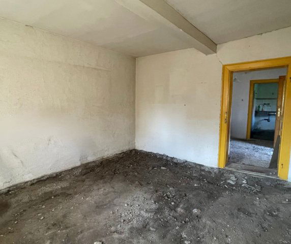 Eladó családi ház, Mezőkövesden 13.8 M Ft, 1+1 szobás