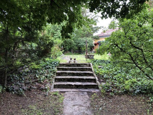 Eladó családi ház, Veszprémben 149 M Ft, 4+1 szobás